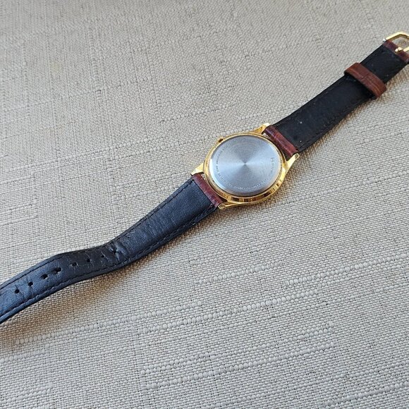 Vintage Lorus Quartz Wristwatch Minnie Mouse Disney Brown Leather strap Watch - Picture 8 of 11